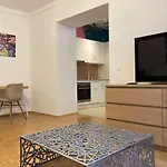 Carillon By Bestchoice - Old City - Self Check-In With Parking Option